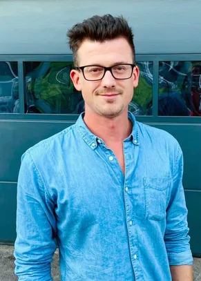 Portrait von Lukas Oberhollenzer